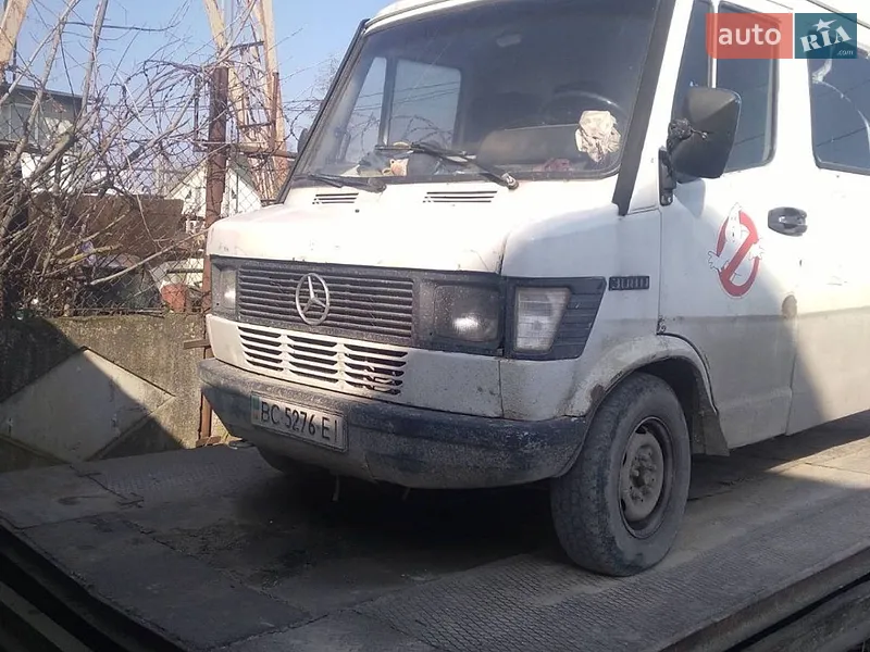 Mercedes-Benz T1