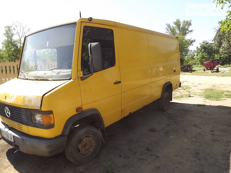 Mercedes-Benz T2 510 груз-пасс
