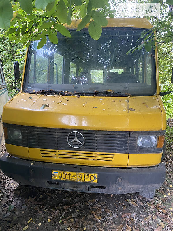 Mercedes-Benz T2 609 пасс