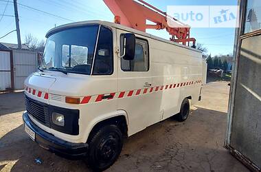 Автовышка Mercedes-Benz T2 1985 в 