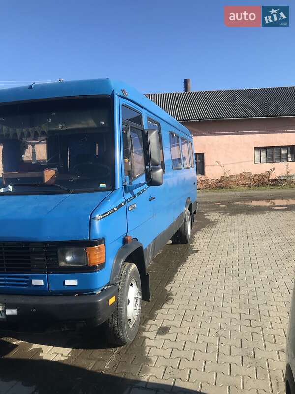 Мікроавтобус Mercedes-Benz T2 1992 в Косові