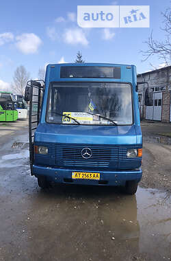 Пригородный автобус Mercedes-Benz T2 1996 в Коломые