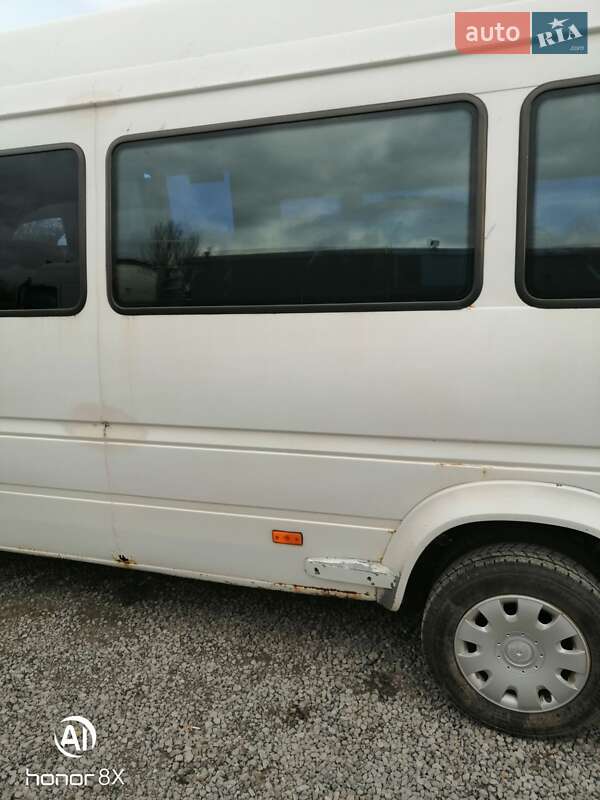 Мікроавтобус Mercedes-Benz T2 1997 в Кривому Розі