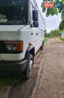 Мікроавтобус Mercedes-Benz T2 1996 в 