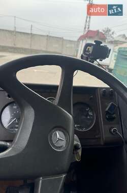 Грузовой фургон Mercedes-Benz T2 1991 в 