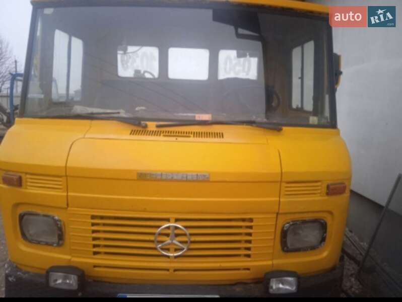 Mercedes-Benz T2 1982