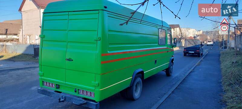 Вантажопасажирський фургон Mercedes-Benz T2 1995 в Дунаївцях