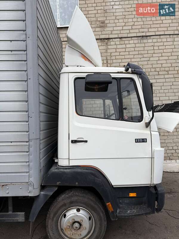 Грузовой фургон Mercedes-Benz T2 1988 в Краснопавловке
