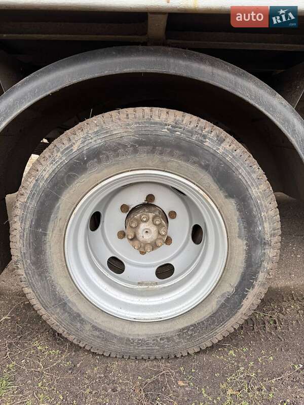 Грузовой фургон Mercedes-Benz T2 1988 в Краснопавловке