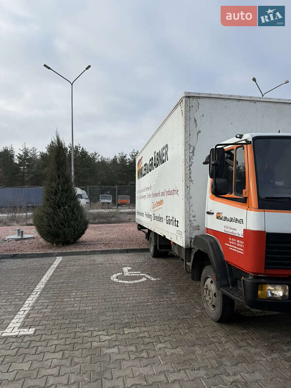 Вантажний фургон Mercedes-Benz T2 1997 в Дніпрі