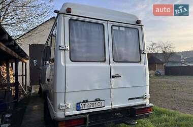 Туристический / Междугородний автобус Mercedes-Benz T2 1992 в 