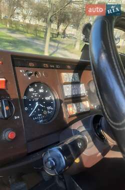 Вантажний фургон Mercedes-Benz T2 1995 в 