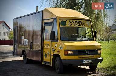 Інші вантажівки Mercedes-Benz T2 1995 в Володимирі