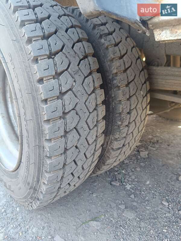 Грузовой фургон Mercedes-Benz T2 1990 в Николаеве