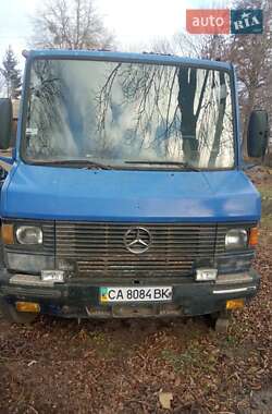 Микроавтобус Mercedes-Benz T2 1988 в Тыврове