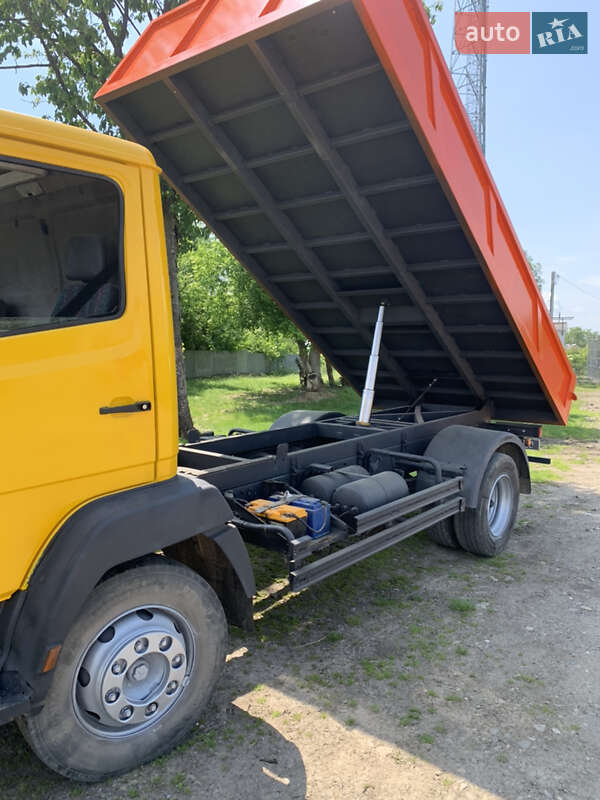 Самосвал Mercedes-Benz T2 1995 в Черновцах