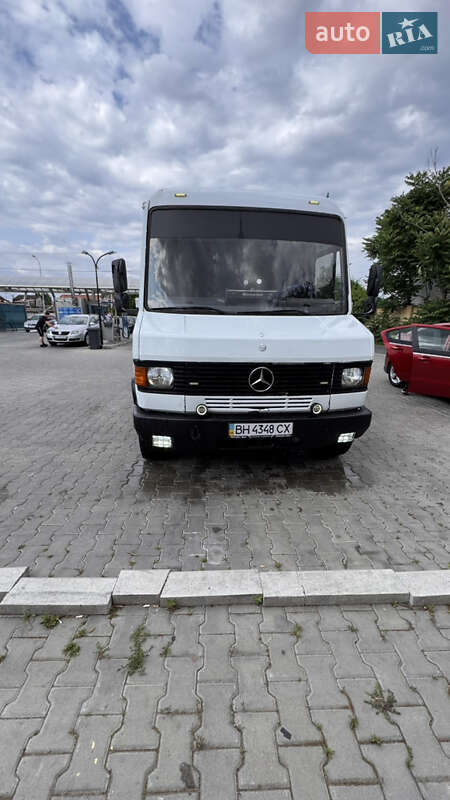 Вантажний фургон Mercedes-Benz T2 1995 в Одесі