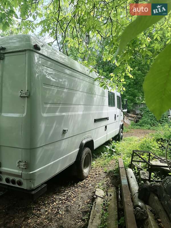 Микроавтобус Mercedes-Benz T2 1992 в Киеве фото 3 Микроавтобус Mercedes-Benz T2 1992 в Киеве