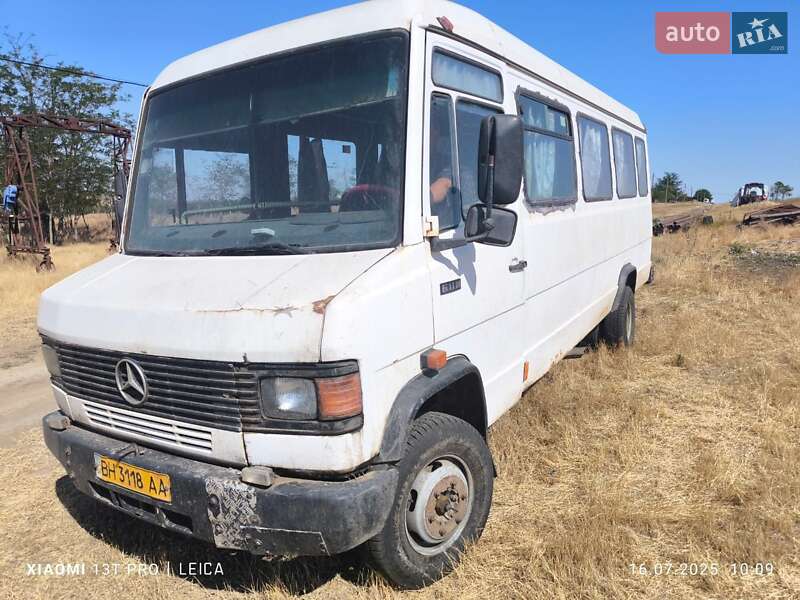 Mercedes-Benz T2 1995