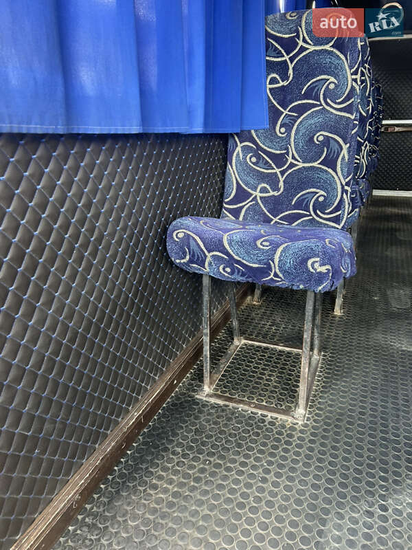 Пригородный автобус Mercedes-Benz T2 1995 в Одессе фото 10 Пригородный автобус Mercedes-Benz T2 1995 в Одессе