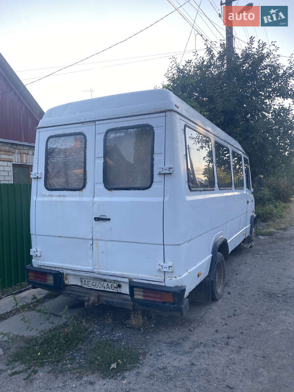 Міський автобус Mercedes-Benz T2 1996 в Кривому Розі