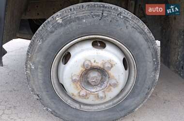 Грузовой фургон Mercedes-Benz T2 1997 в  фото 10 Грузовой фургон Mercedes-Benz T2 1997 в