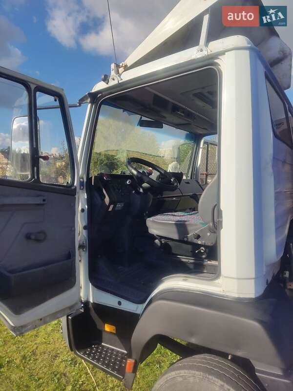 Грузовой фургон Mercedes-Benz T2 1997 в Любомле