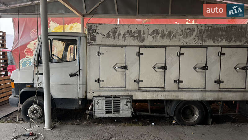 Рефрижератор Mercedes-Benz T2 1989 в Києві