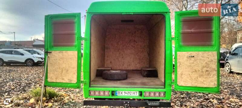 Вантажопасажирський фургон Mercedes-Benz T2 1995 в Луцьку