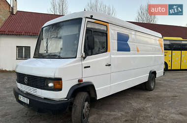 Вантажний фургон Mercedes-Benz T2 1992 в Львові
