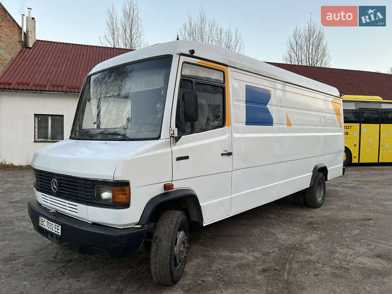 Mercedes-Benz T2 1992 Mercedes-Benz T2 1992