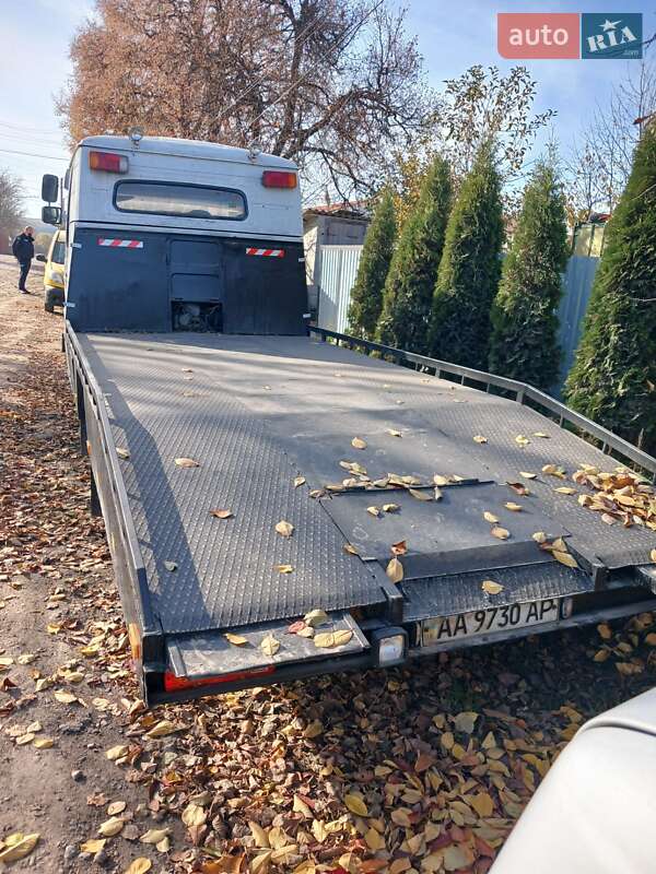 Mercedes-Benz T2 1990 Mercedes-Benz T2 1990