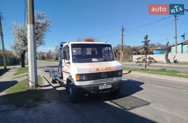 Эвакуатор Mercedes-Benz T2 1994 в Запорожье
