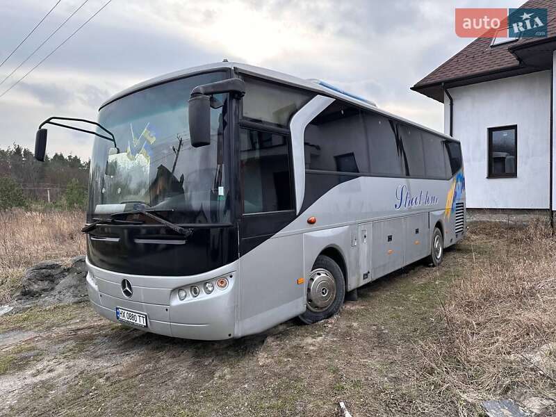 Туристический / Междугородний автобус Mercedes-Benz Tourino 2011 в Хмельницком