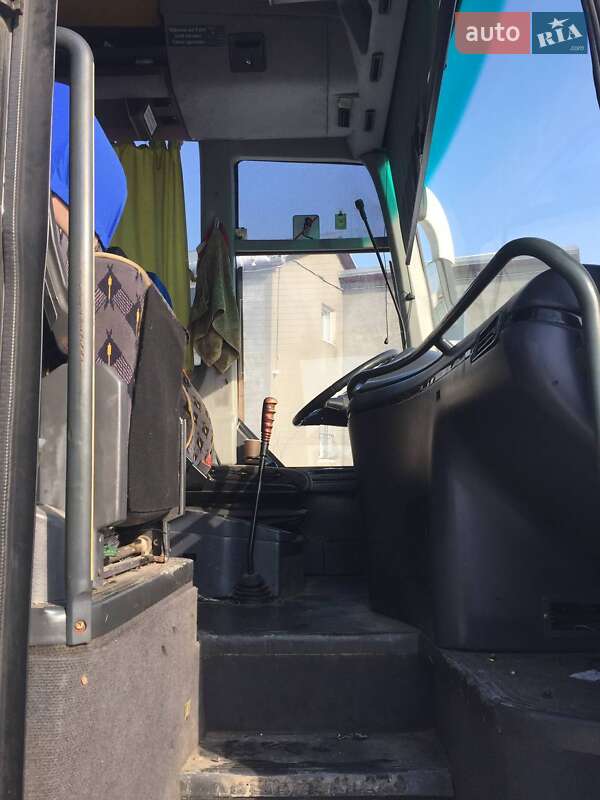 Туристичний / Міжміський автобус Mercedes-Benz Tourismo 2000 в Львові