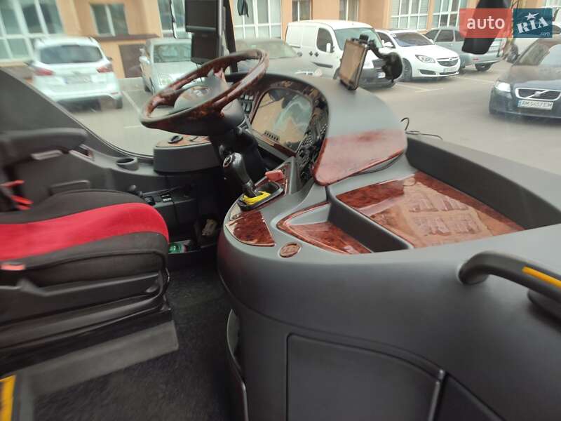 Туристичний / Міжміський автобус Mercedes-Benz Tourismo 2009 в Чернівцях