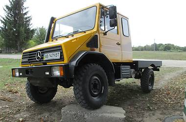 Грузовой фургон Mercedes-Benz Unimog 1996 в Виннице