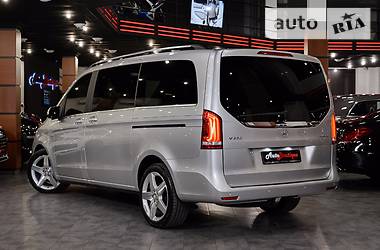 Мінівен Mercedes-Benz V-Class 2014 в 