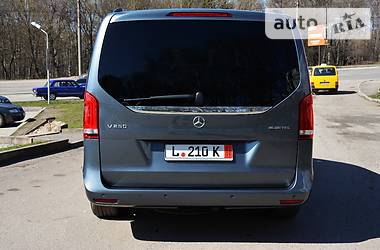 Минивэн Mercedes-Benz V-Class 2015 в Тернополе