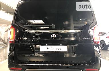 Минивэн Mercedes-Benz V-Class 2019 в Киеве