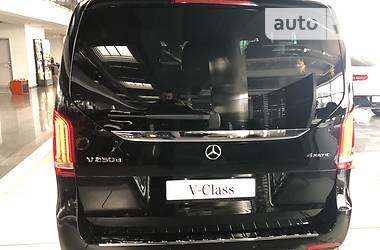 Минивэн Mercedes-Benz V-Class 2019 в Киеве