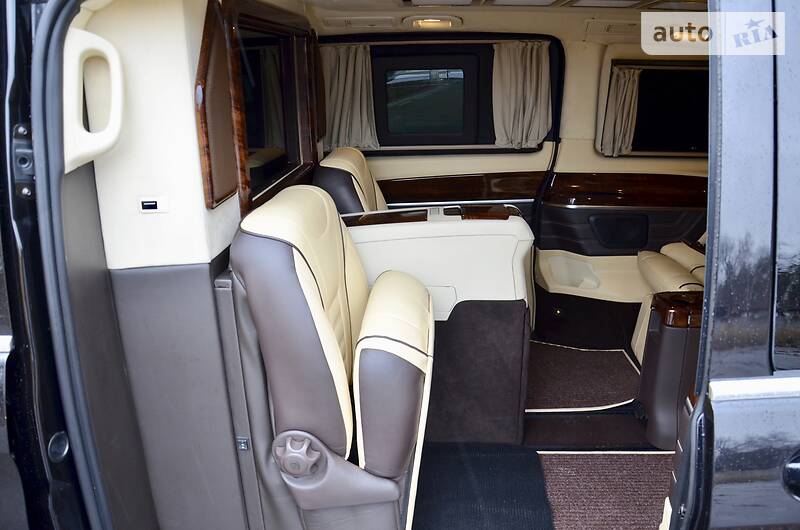 Мінівен Mercedes-Benz V-Class 2015 в Києві