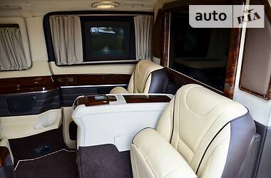 Минивэн Mercedes-Benz V-Class 2015 в 