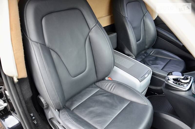 Мінівен Mercedes-Benz V-Class 2015 в Києві
