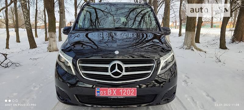 Минивэн Mercedes-Benz V-Class 2017 в Казатине