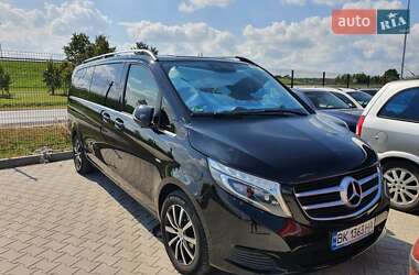 Минивэн Mercedes-Benz V-Class 2016 в 