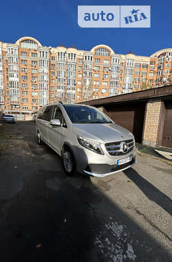 Мінівен Mercedes-Benz V-Class 2020 в Києві