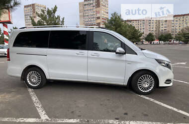 Минивэн Mercedes-Benz V-Class 2015 в Одессе