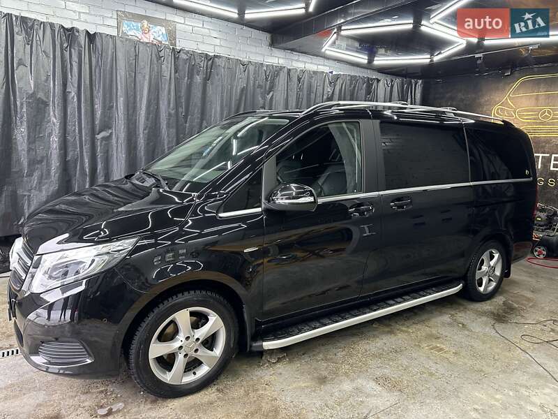 Минивэн Mercedes-Benz V-Class 2015 в Вараше фото 3 Минивэн Mercedes-Benz V-Class 2015 в Вараше
