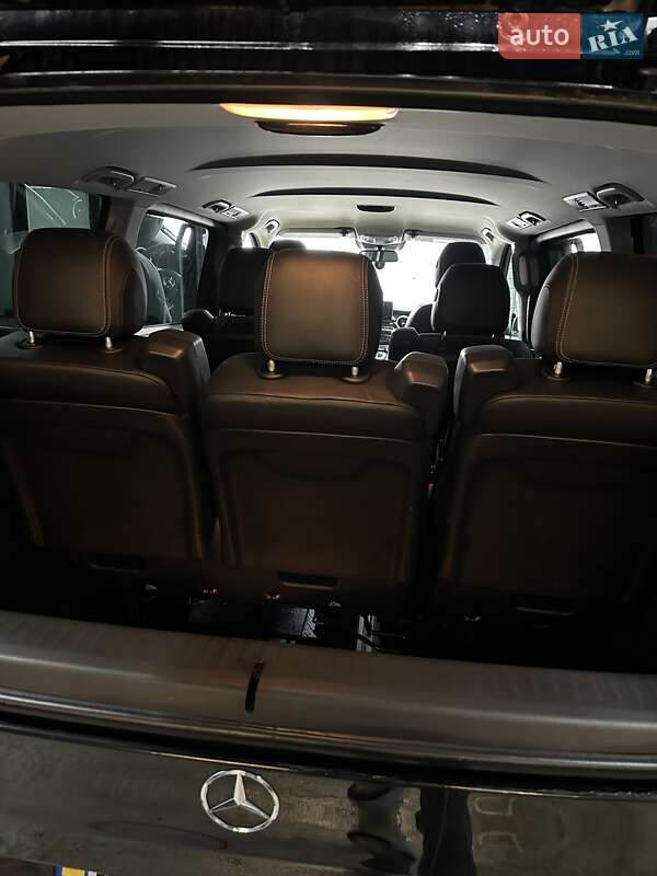 Минивэн Mercedes-Benz V-Class 2015 в Вараше фото 29 Минивэн Mercedes-Benz V-Class 2015 в Вараше